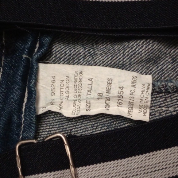 Boys 18mths 1 overall and 2 shirts bundle S2 - Picture 2 of 9